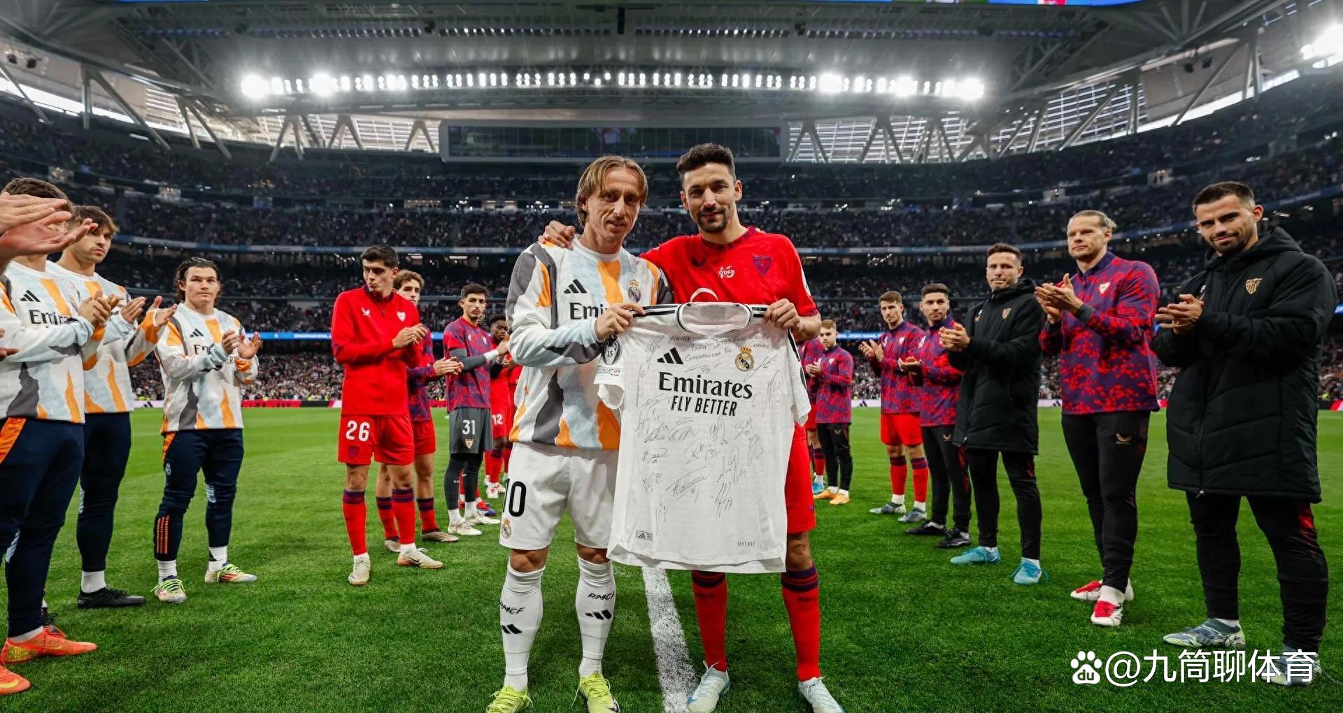 九游体育-皇马主场惜败巴萨挺进淘汰赛