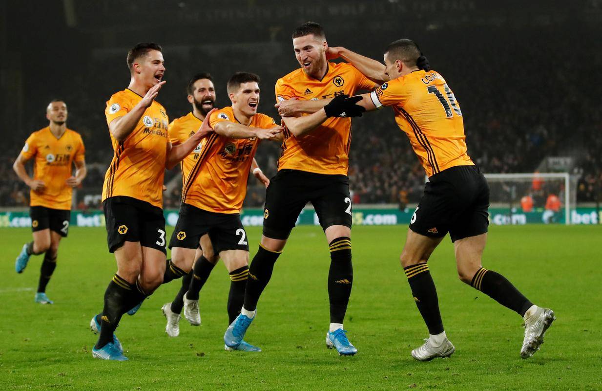 九游体育在线-联赛强队对决场上火爆局面引人注目