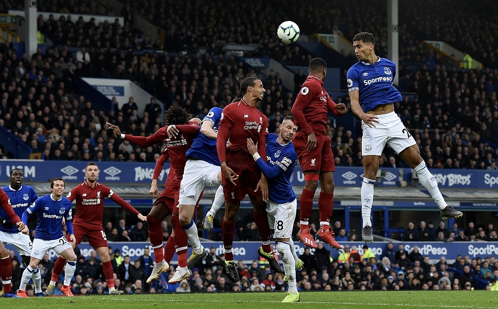 邦德甜甜神勇发挥，带领球队取得胜利