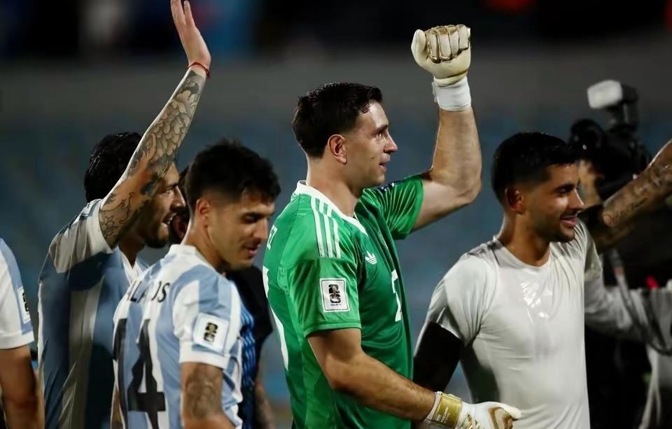 九游体育官方入口-玻利维亚队在南美洲锦标赛中赢得关键战役！的简单介绍