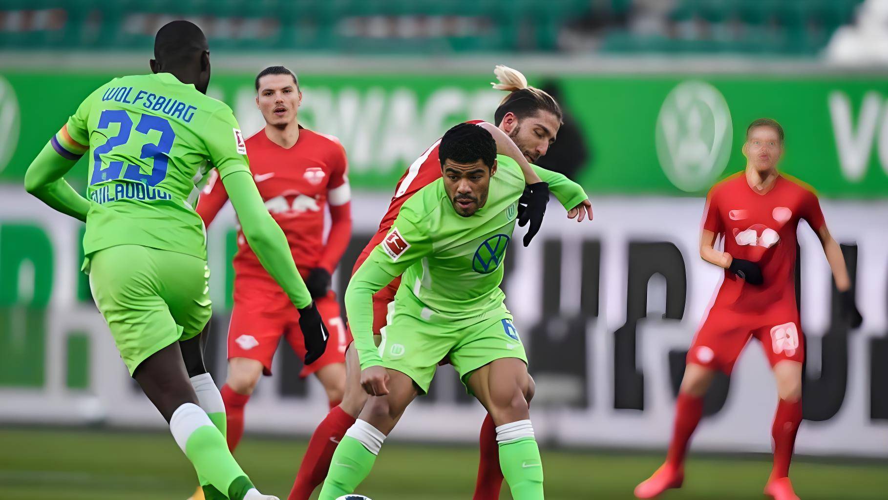 九游体育网页版登录入口-沃尔夫斯堡全队备战，力保主场不败之地的简单介绍