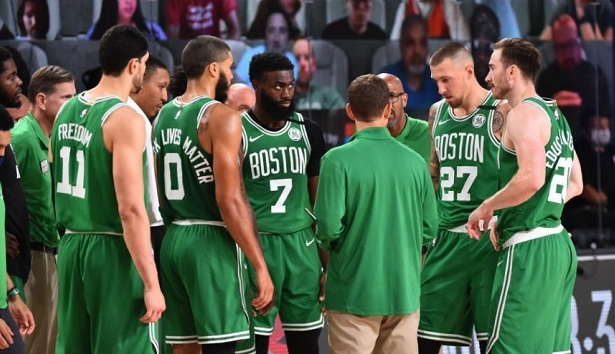 巴萨逆转凯尔特人，球队状态回暖