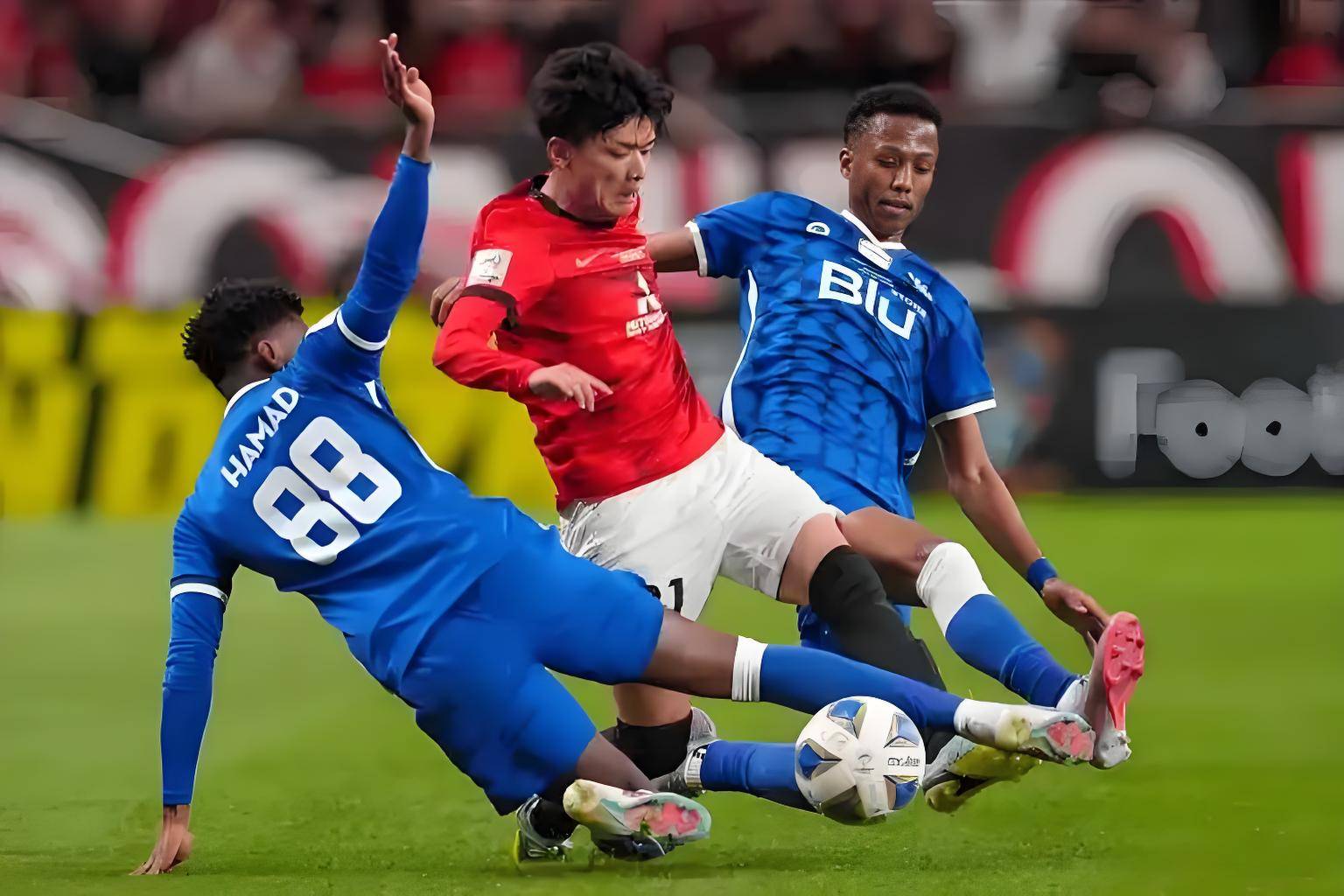 九游体育官方登录入口-本周末比赛将展现联赛激烈竞争