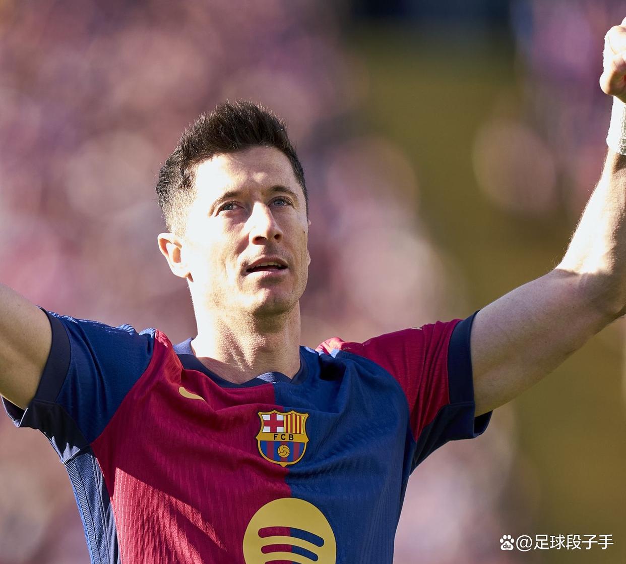 巴塞罗那队取得重要胜利晋级下一轮的简单介绍 巴塞罗那队取得重要胜利晋级下一轮的简单介绍