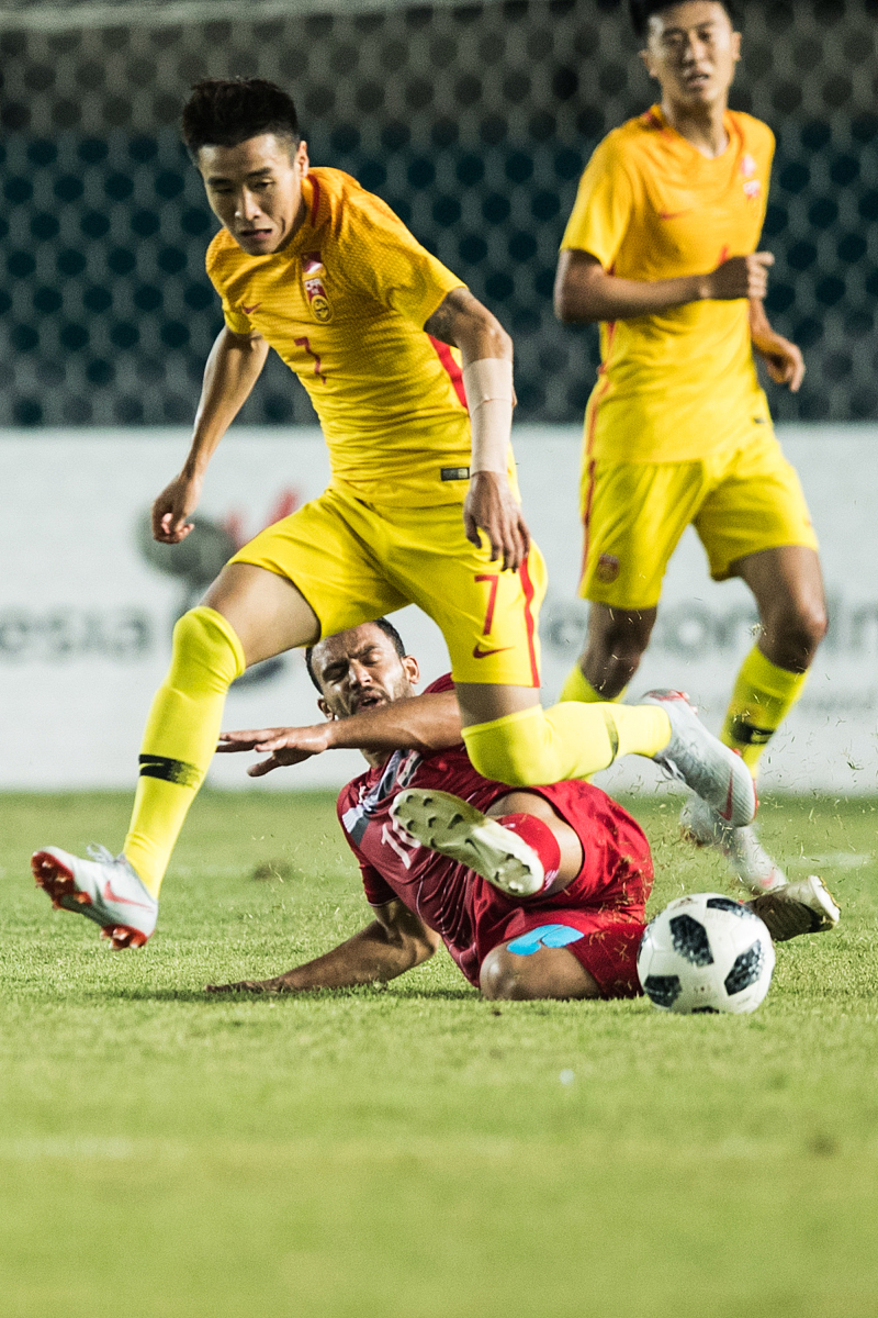 九游体育入口-包含足球锦标赛：球员们奋力拼搏，收获辉煌战果的词条